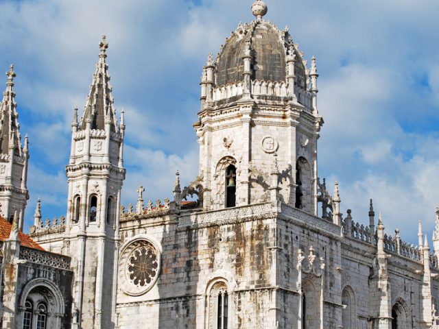 Travel info for Jeronimos Monastery in Portugal